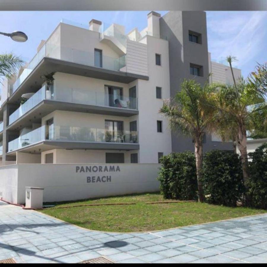 Apartamento En Primera Linea De Playa, Con Piscina Y Garaje En Torrox Costa Екстериор снимка